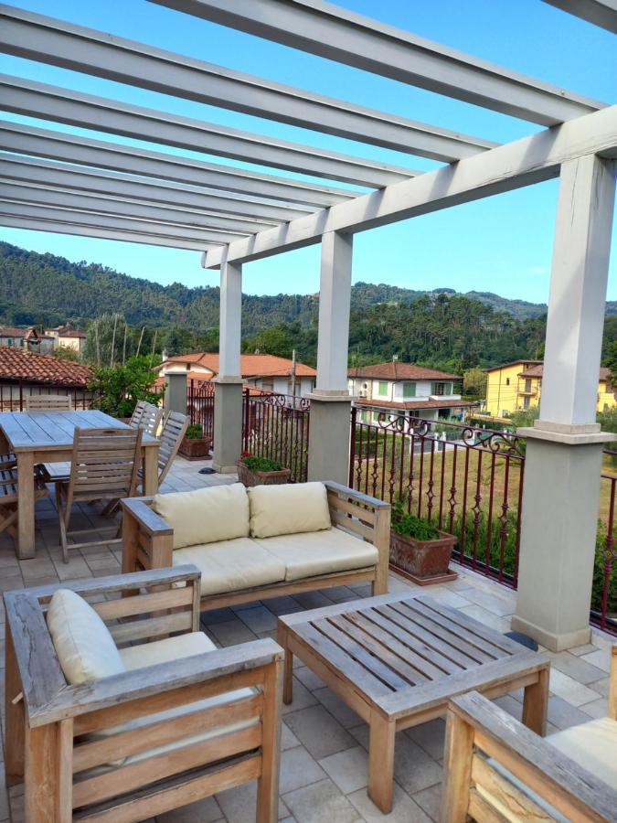 Villa Ester Камайоре Екстериор снимка