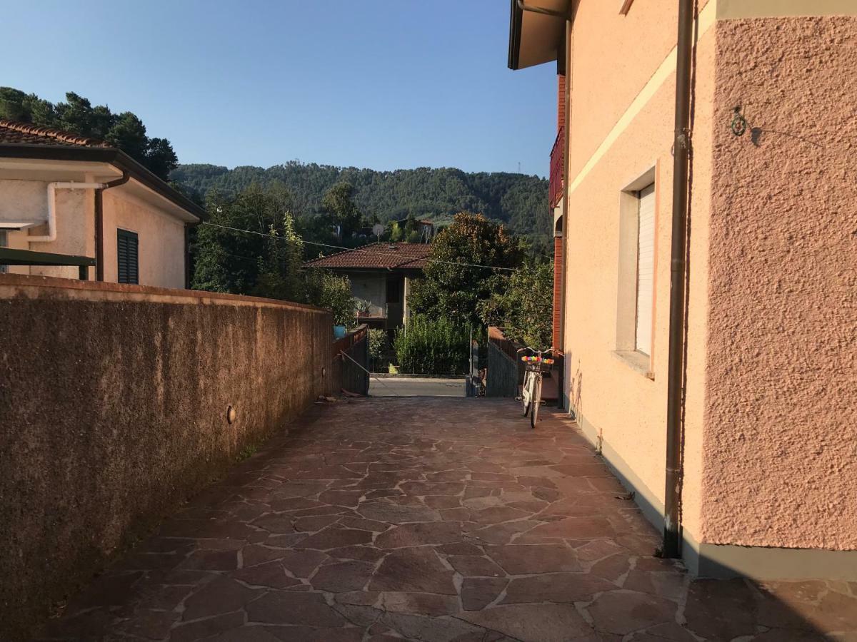 Villa Ester Камайоре Екстериор снимка